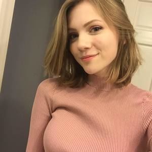 Meet your Posher, Olivia